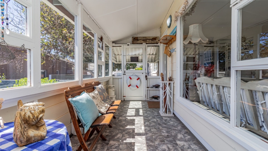 3 Bedroom Property for Sale in De Kelders Western Cape